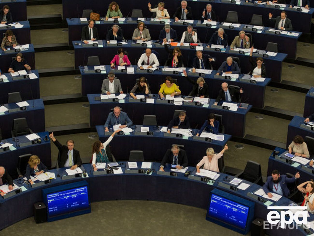 Депутати ЄП очікують поступок від Британії