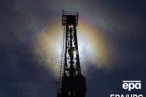 Американським нафтогазовим компаніям доведеться поступатися розвідуванням родовищ фірмам із Європи та Китаю, пише WSJ