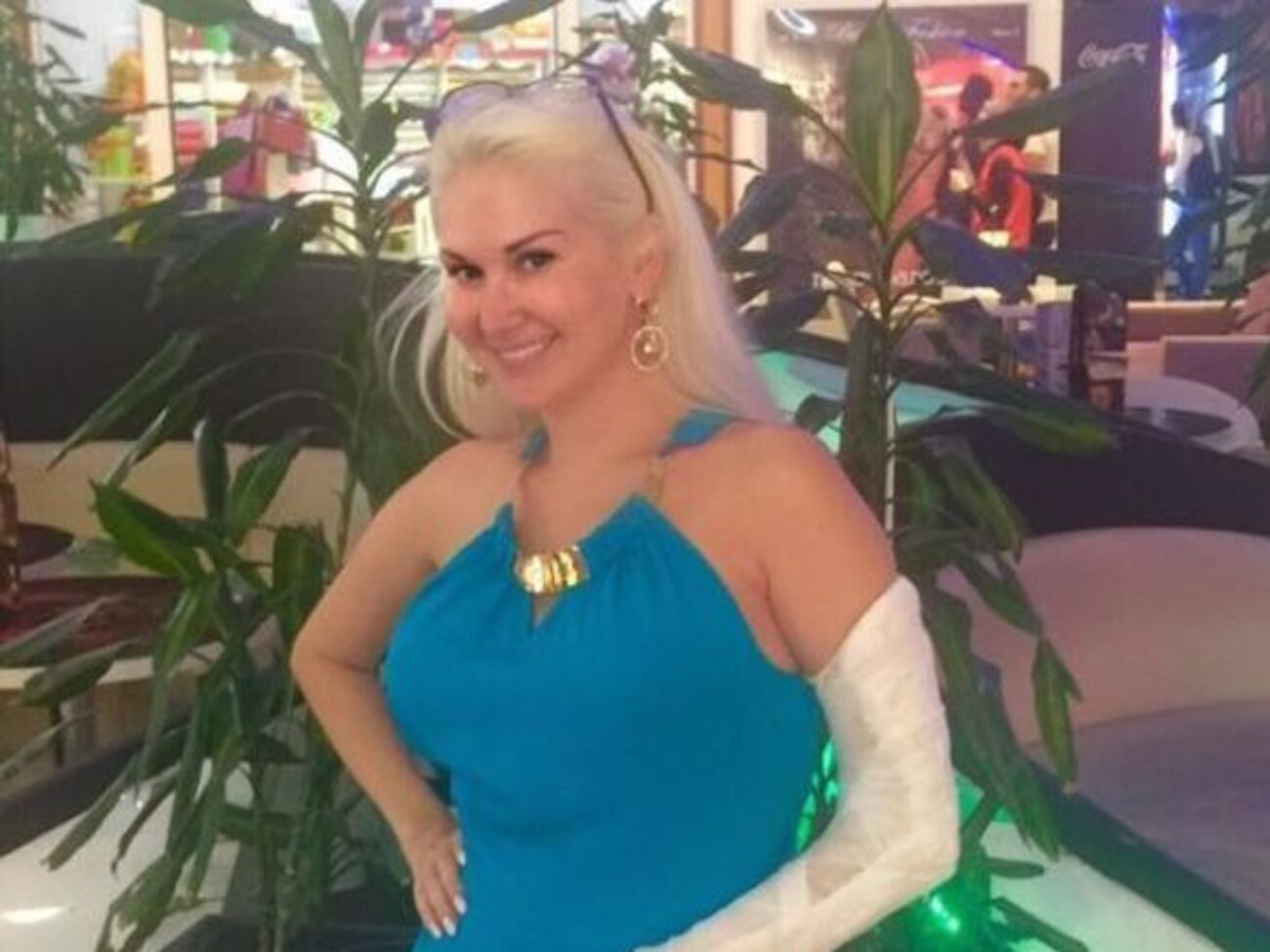 Бужинська: Ішла, посковзнулася, впала. Прокинулась &ndash; гіпс. Шкода, що без діамантів