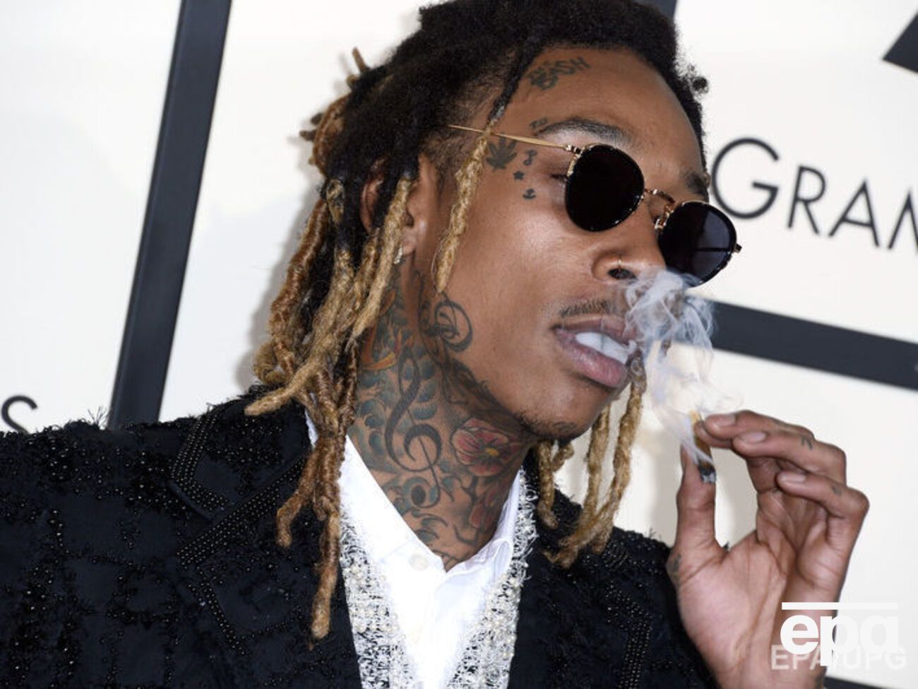 Клип Wiz Khalifa побил рекорд Gangnam Style