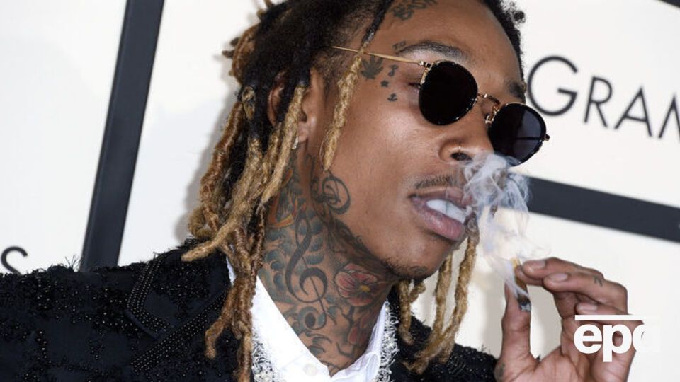 Клип Wiz Khalifa побил рекорд Gangnam Style