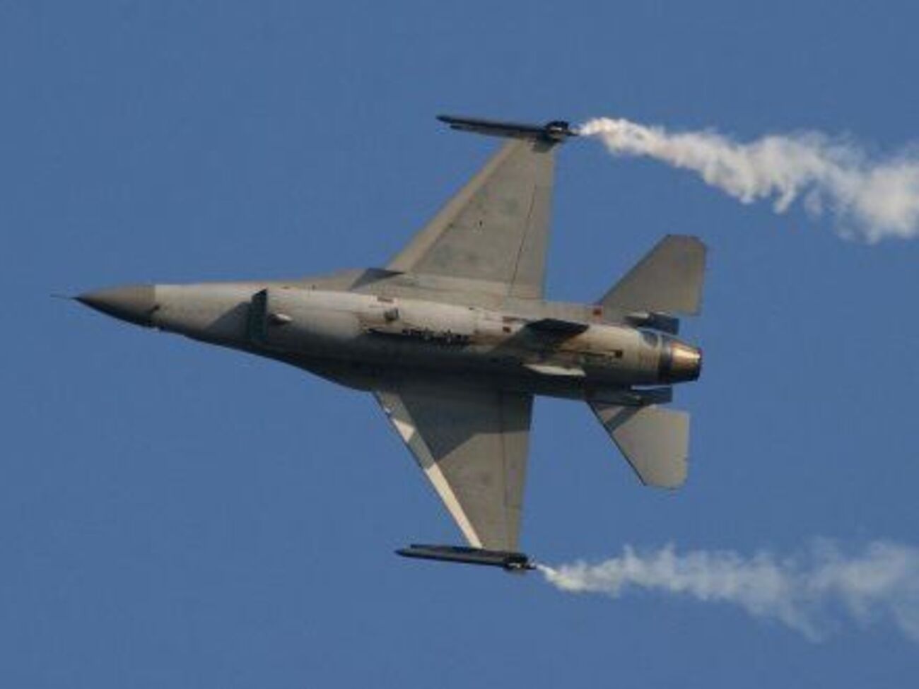 Про долю екіпажу поки нічого не відомо