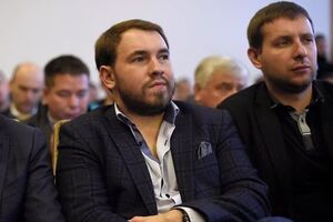 Справи проти Лозового не закривали
