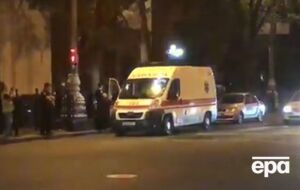 Полицейского госпитализировали
