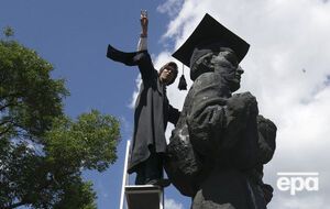 По данным СМИ, правительство намерено сократить количество бюджетных мест в вузах