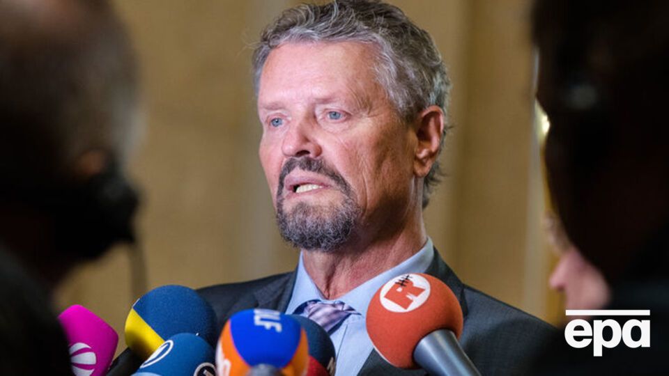 Ерлер зазначив, що в політиці США щодо Росії спостерігається нерішучість