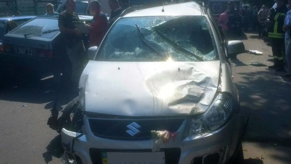 Жінка на своєму Suzuki пошкодила чотири автомобілі