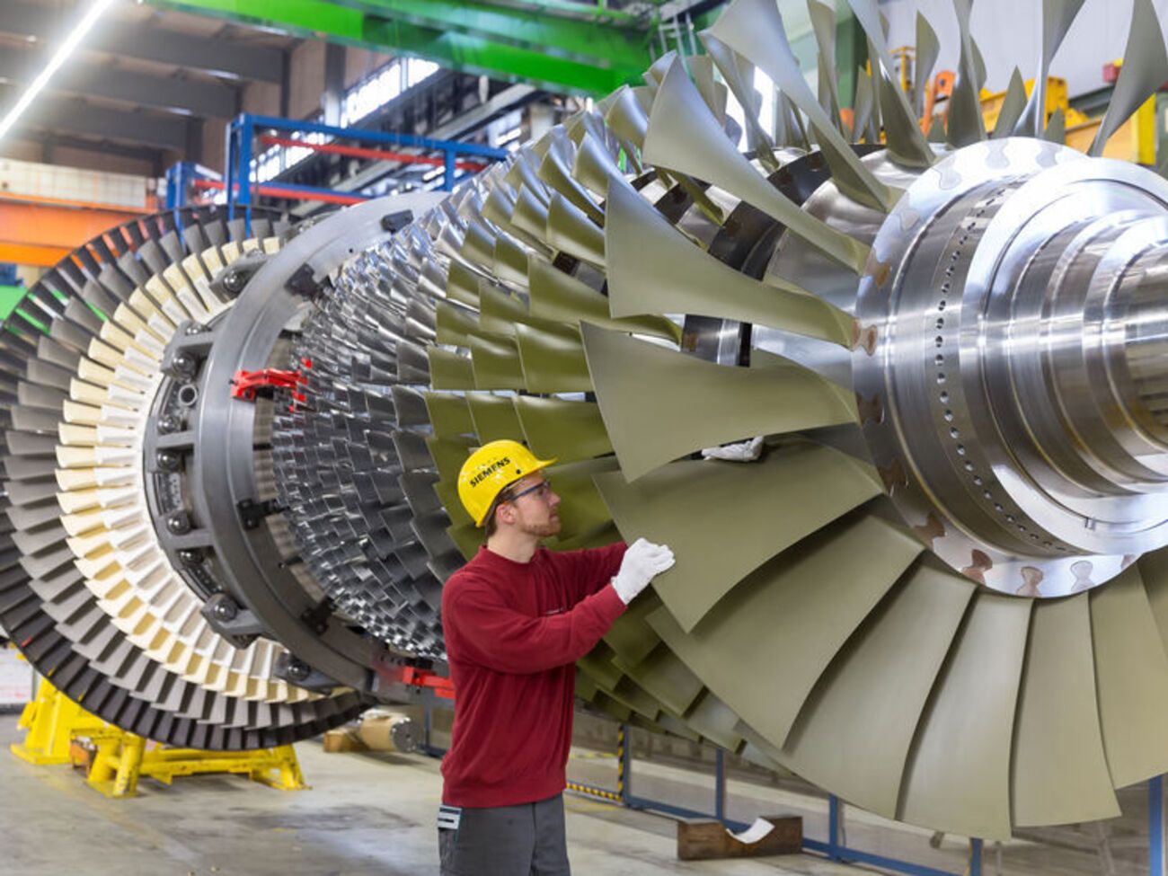 Раніше компанія Siemens заявила, що не постачала своїх турбін на півострів