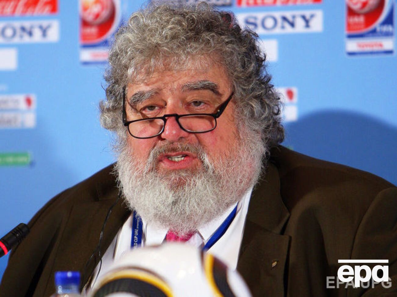 Причина смерти Блейзера не указана