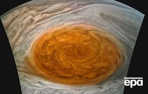 "Юнона" сделала новые фото Большого красного пятна
