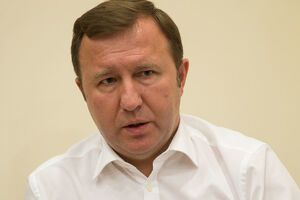 Анатолий Макаренко: Я – элемент госсистемы моей страны, со всеми ее плюсами и минусами. Ходить и рассказывать, как плохо со мной поступили, какой я на самом деле замечательный – не мое