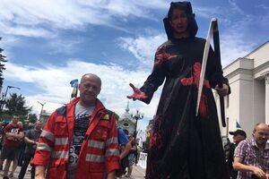 "Псевдореформа залита кров'ю українців", – заявив ведучий акції