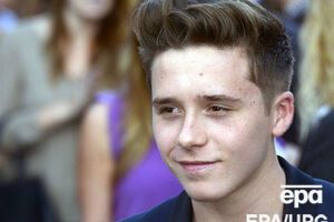 Бруклин Бекхэм сделал тату на руке