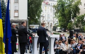 Порошенко: Еще раз подчеркиваю перспективы снижения платы за передачу данных между Украиной и ЕС