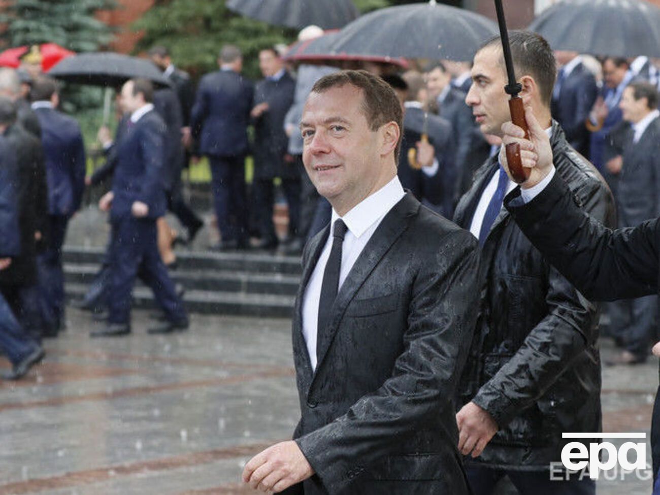 Пресс-секретарь Дмитрия Медведева заявила, что тот принимает участие в предвыборной кампании "Единой России"