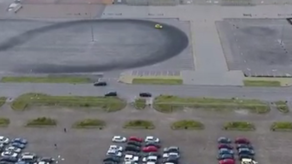 Збір учасників проходив через спільноту у Facebook