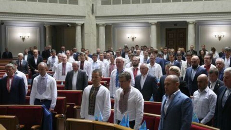 У Раді пропонують молитися перед пленарними засіданнями