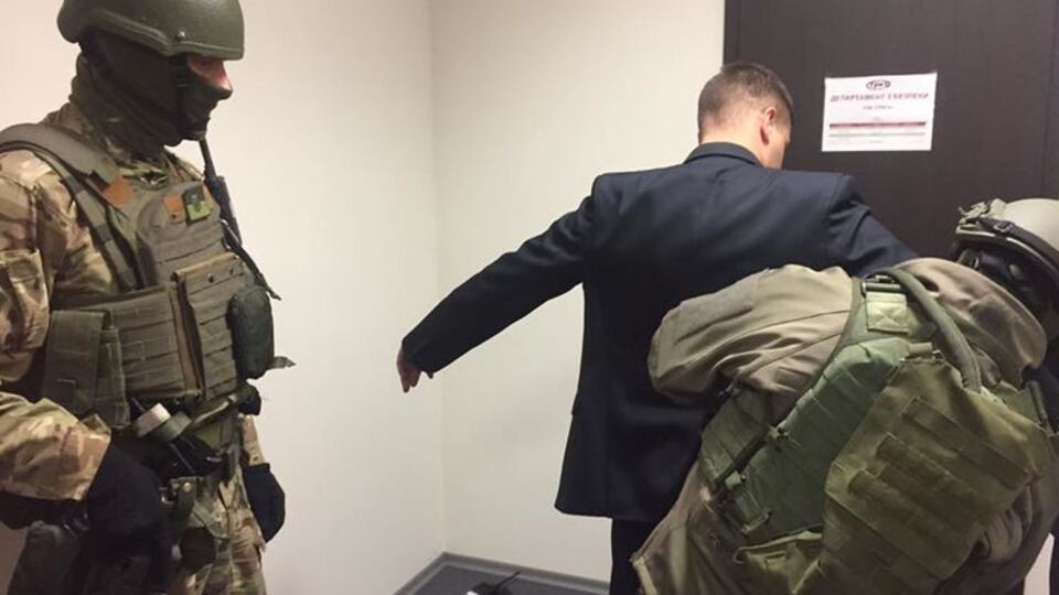 Обшуки проводять у торговому центрі "Гулівер"