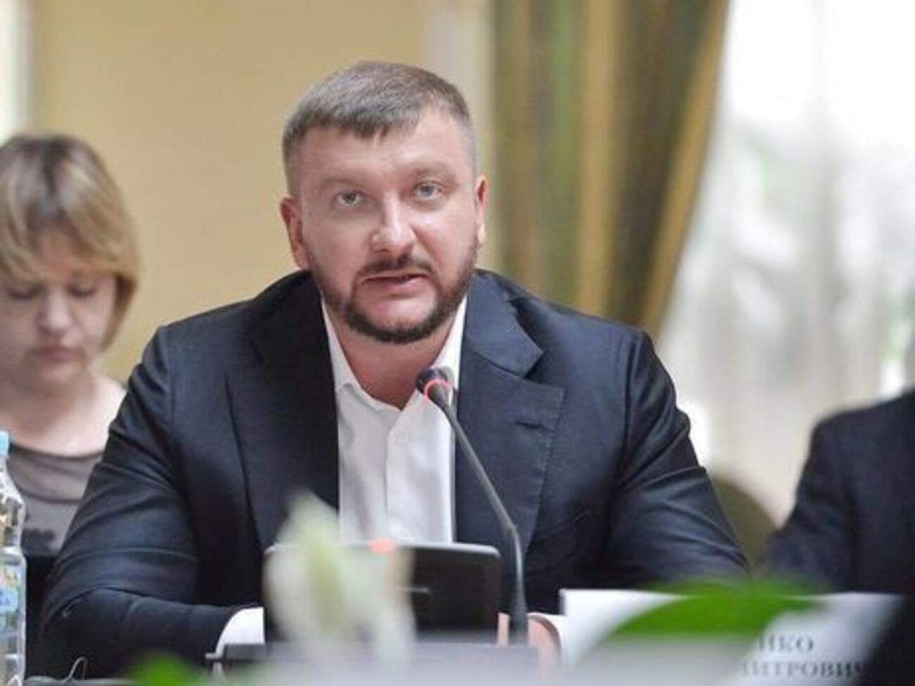 Петренко під час подання декларації порушив вимоги закону "Про запобігання корупції", заявили в НАЗК