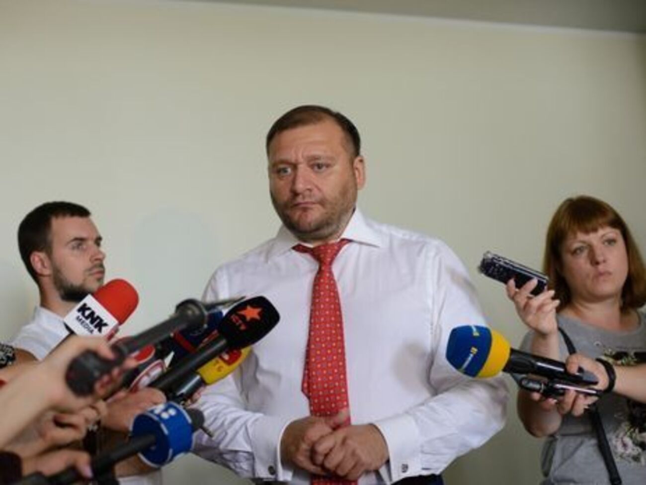 Добкин заявил, что не намерен убегать