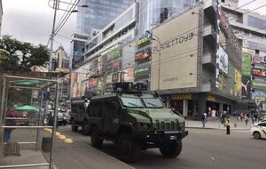 Обыски проводятся в столичном ТЦ "Гулливер"