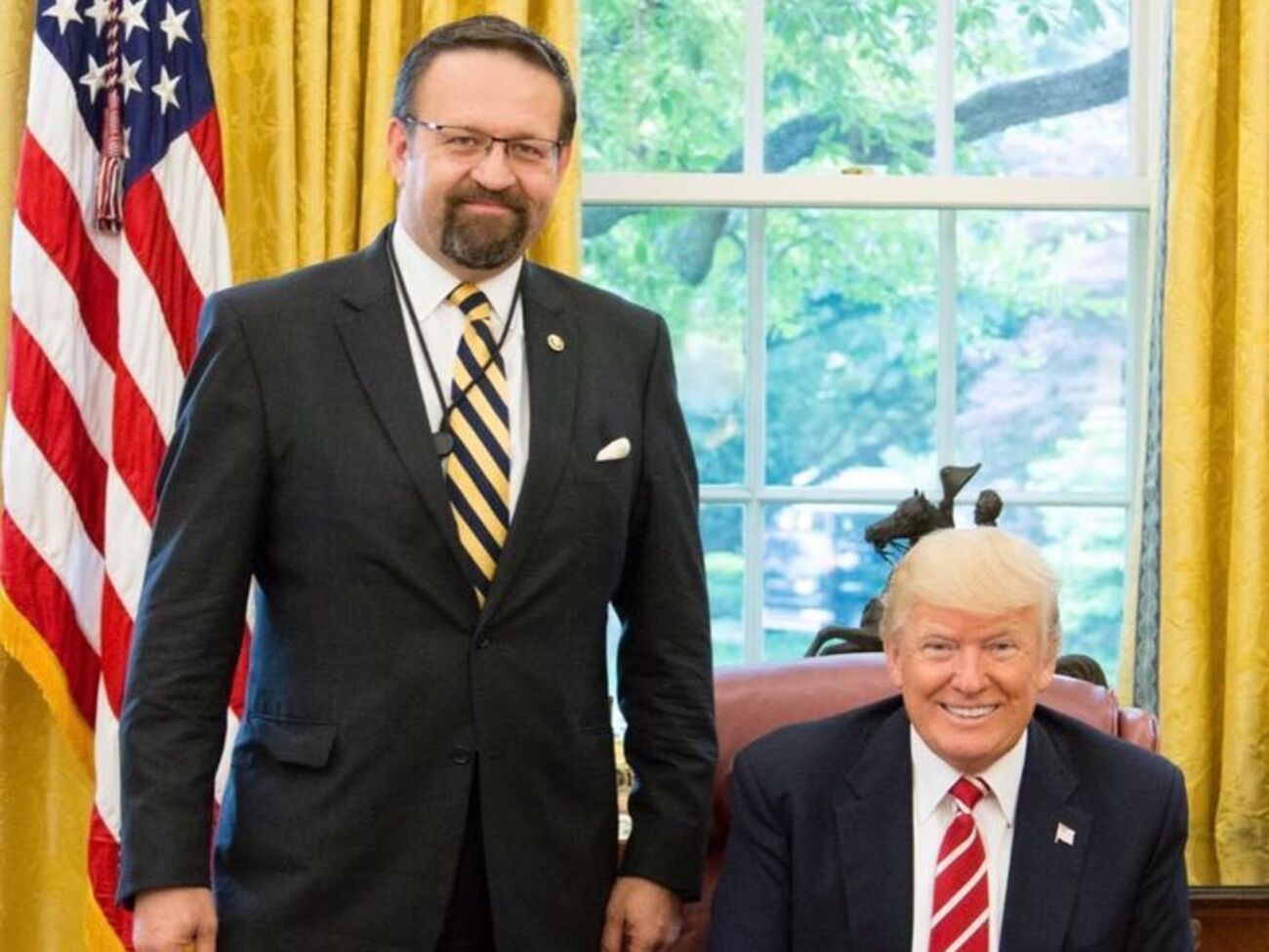 Горка на фото с президентом США Дональдом Трампом