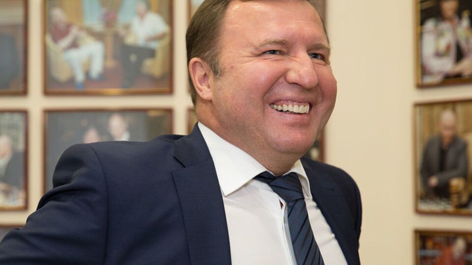 Макаренко: Я викликав одного зі старших офіцерів: "Можете тонути, горіти, насолоджуватися своїм реактором, але поверніть мене на базу, я вже майже цивільний!"