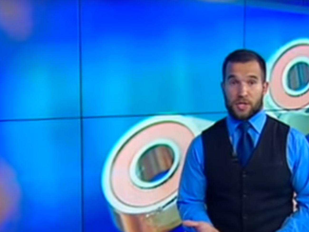 "Россия 24" рассказала, что каналы в&nbsp;интернете, где размещаются ролики со&nbsp;спиннерами, содержат много политики