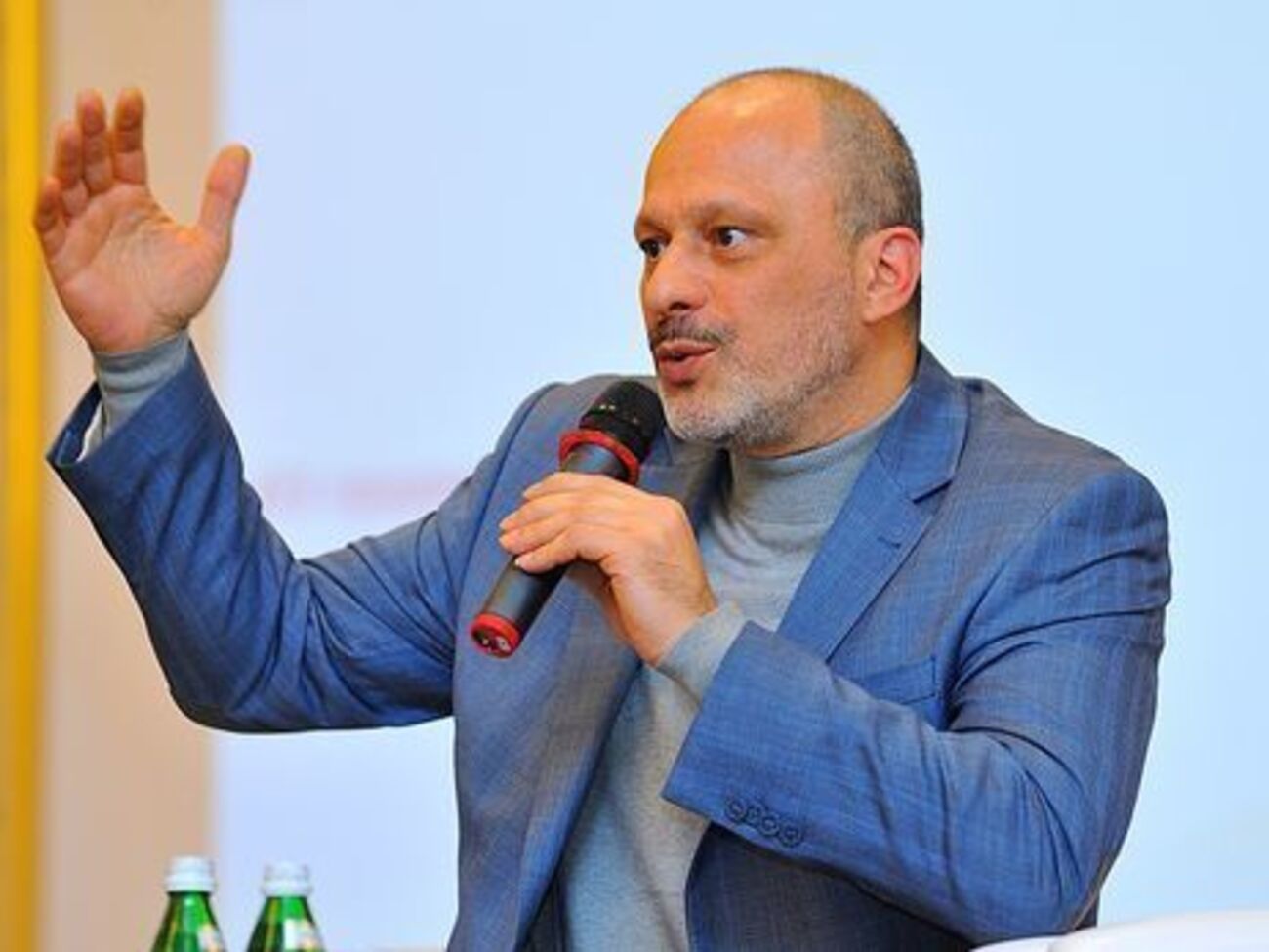 Аласанія: На що ви розраховуєте, коли свідомо стаєте злодіями?