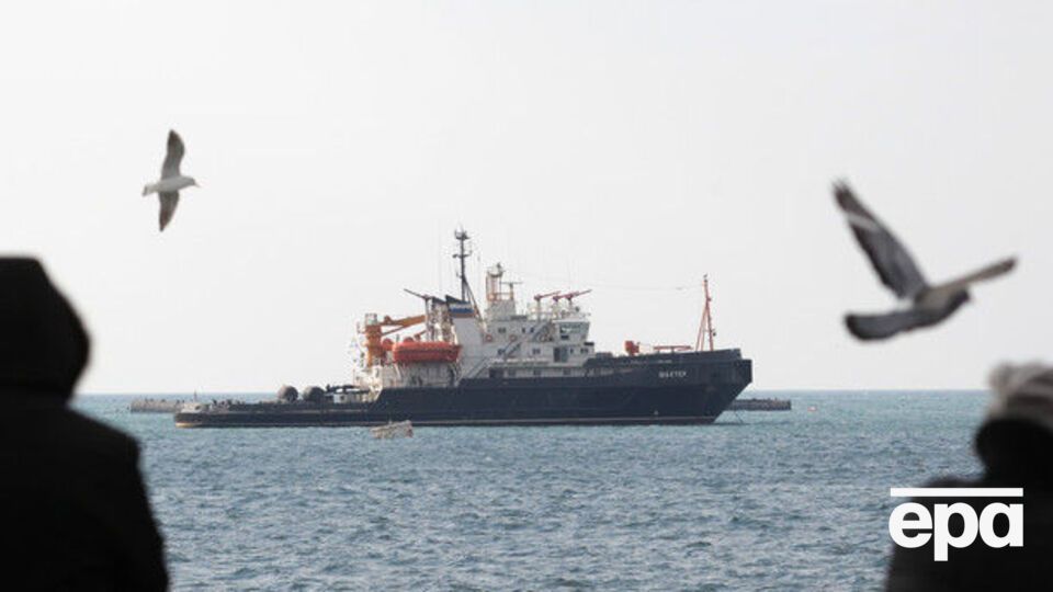 В июле 2014 года Украина закрыла для судоходства морские порты Крыма