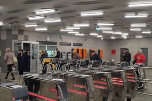 Столичний метрополітен поступово виводить з обігу жетони