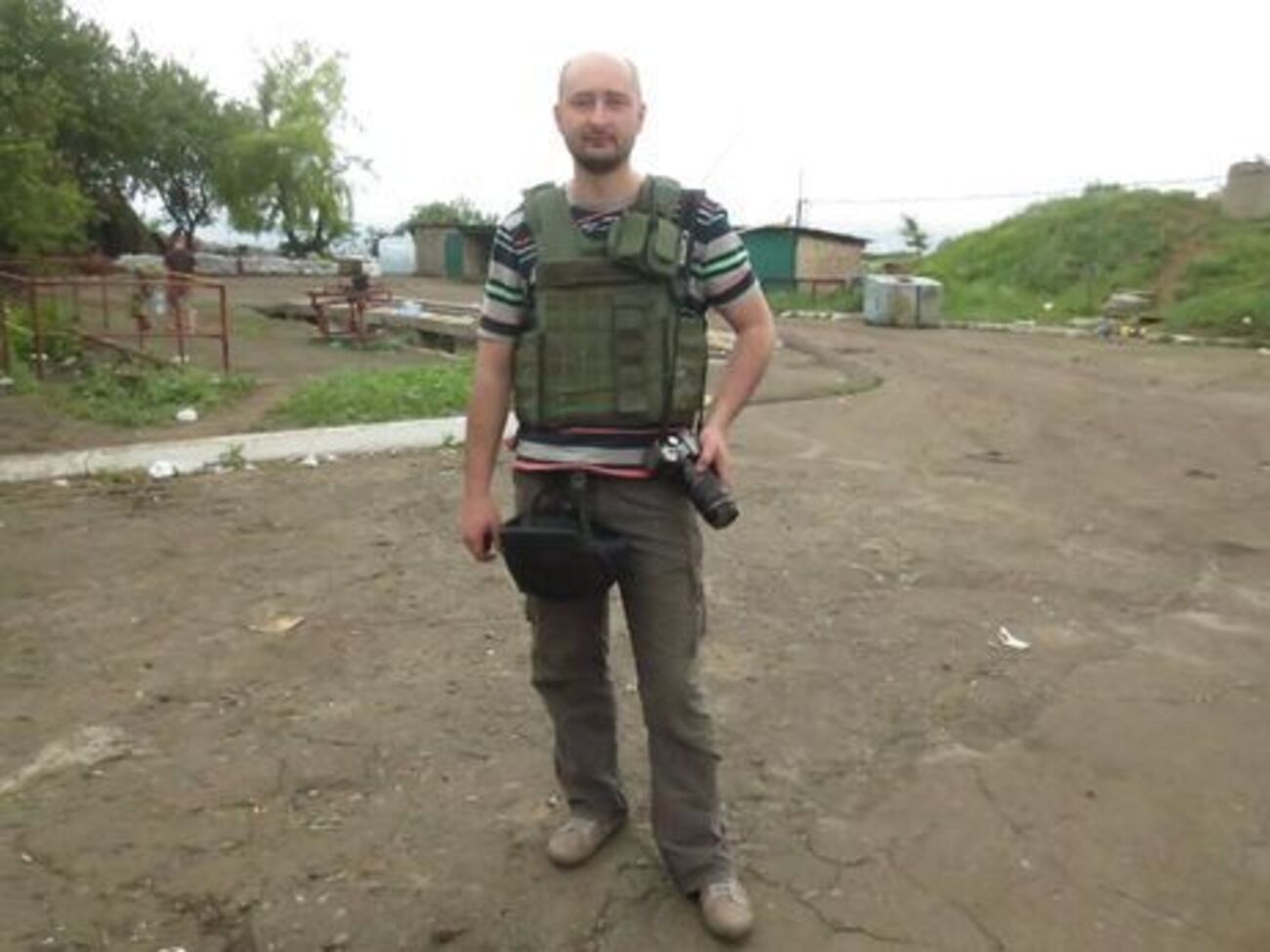 Бабченко: Другий тиждень спостерігаю національну забаву російських революціонерів "поділ шкури невбитого Медведєва"