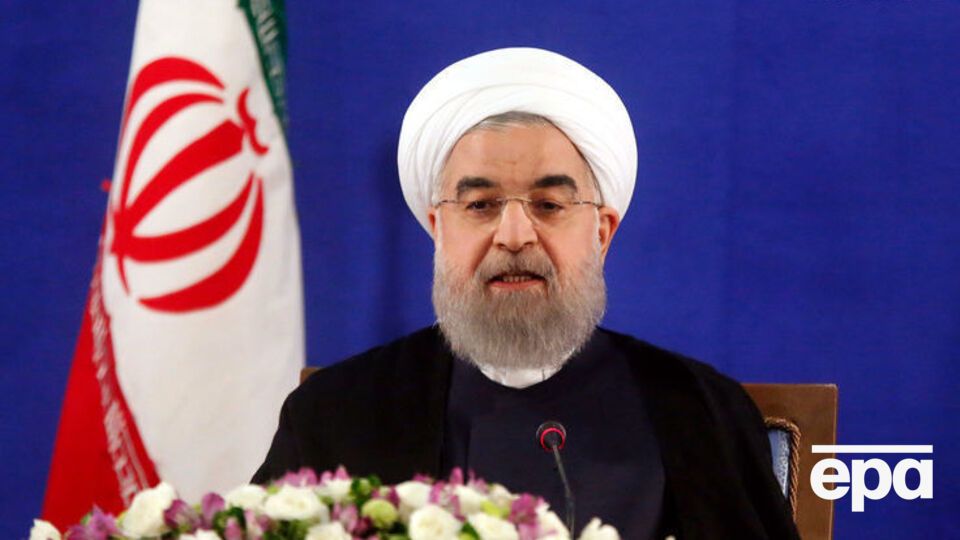 Ферейдун является братом и помощником президента Рухани