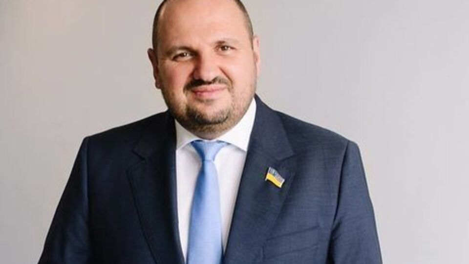Прокурори будуть наполягати, щоб Розенблат здав закордонні паспорти