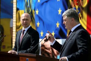 Порошенко: Я непоганий перекладач із молдовської