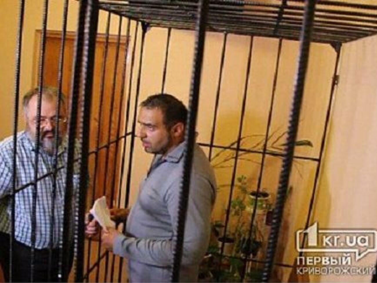 Подозреваемому грозит наказание в виде лишения свободы на срок от двух до пяти лет