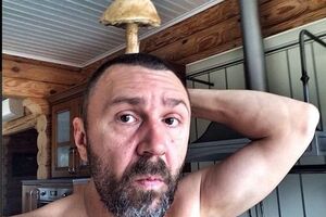 Шнуров: Нахапавши золота, я вирушаю до моря. Не їб...ть мені мізки хоч тиждень, і я вам не буду. Люблю, але не цілую