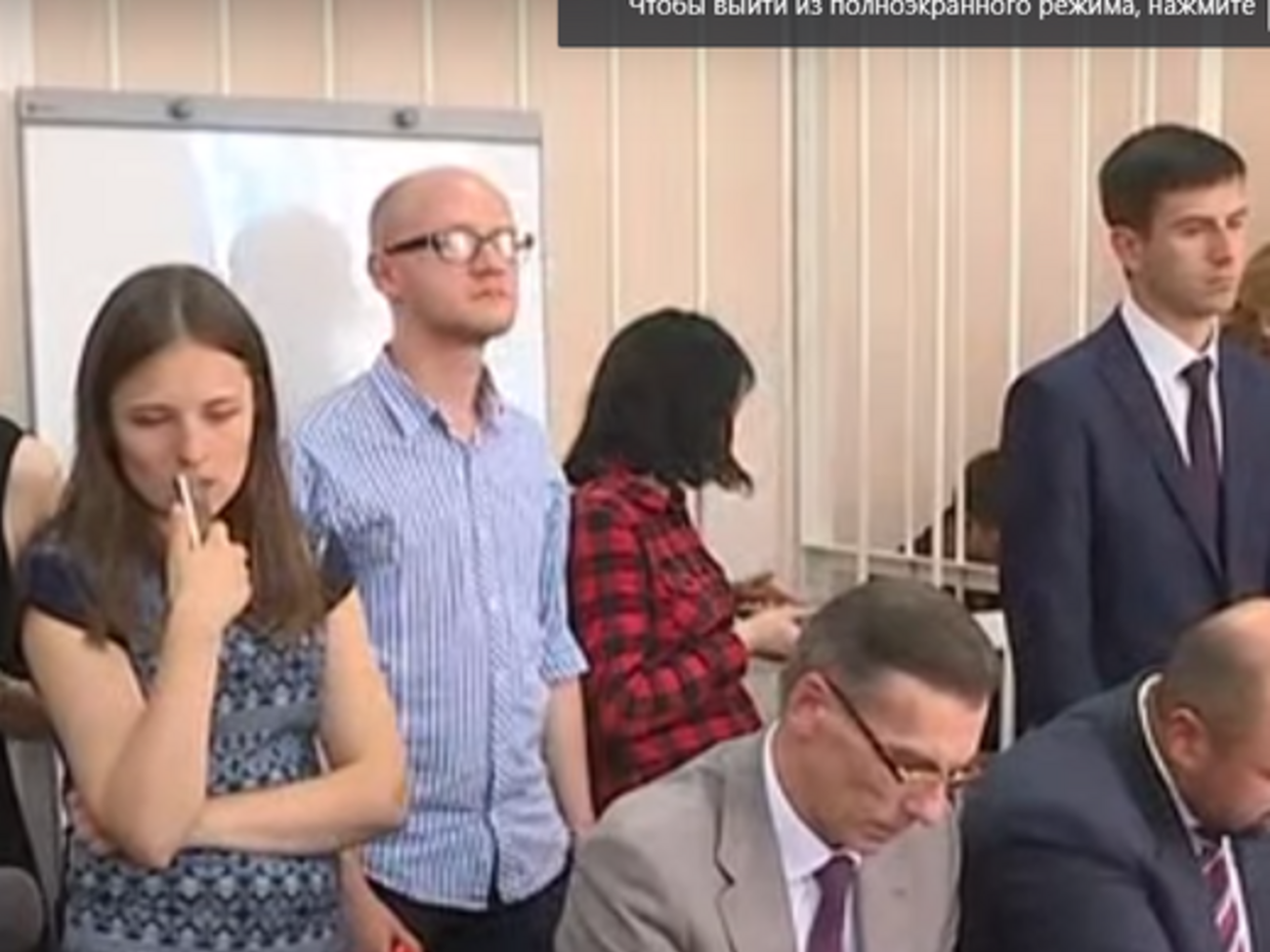 Идет суд по избранию меры пресечения Розенблату и Полякову. Прокуратура не будет ходатайствовать об аресте депутатов, так как парламент не дал на это согласия