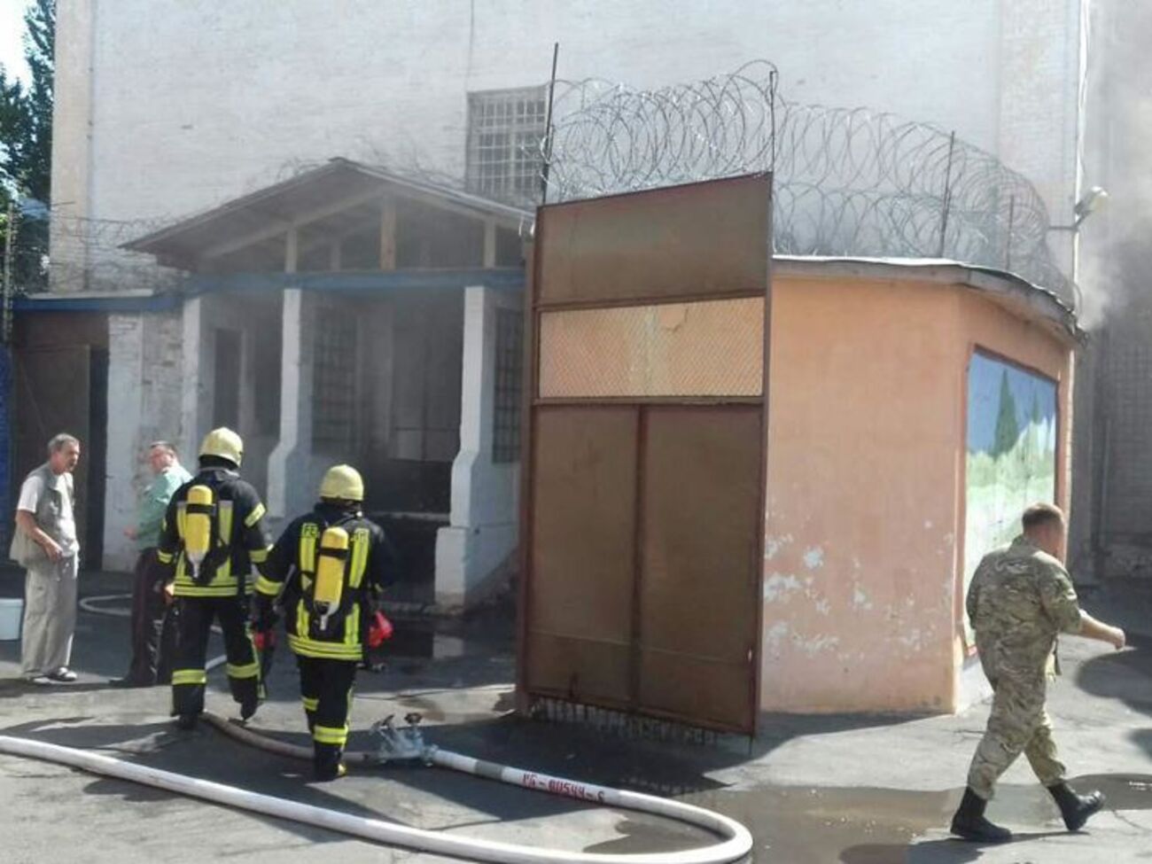 Жертв и пострадавших в результате пожара по адресу улица Дегтяревская, 13 нет