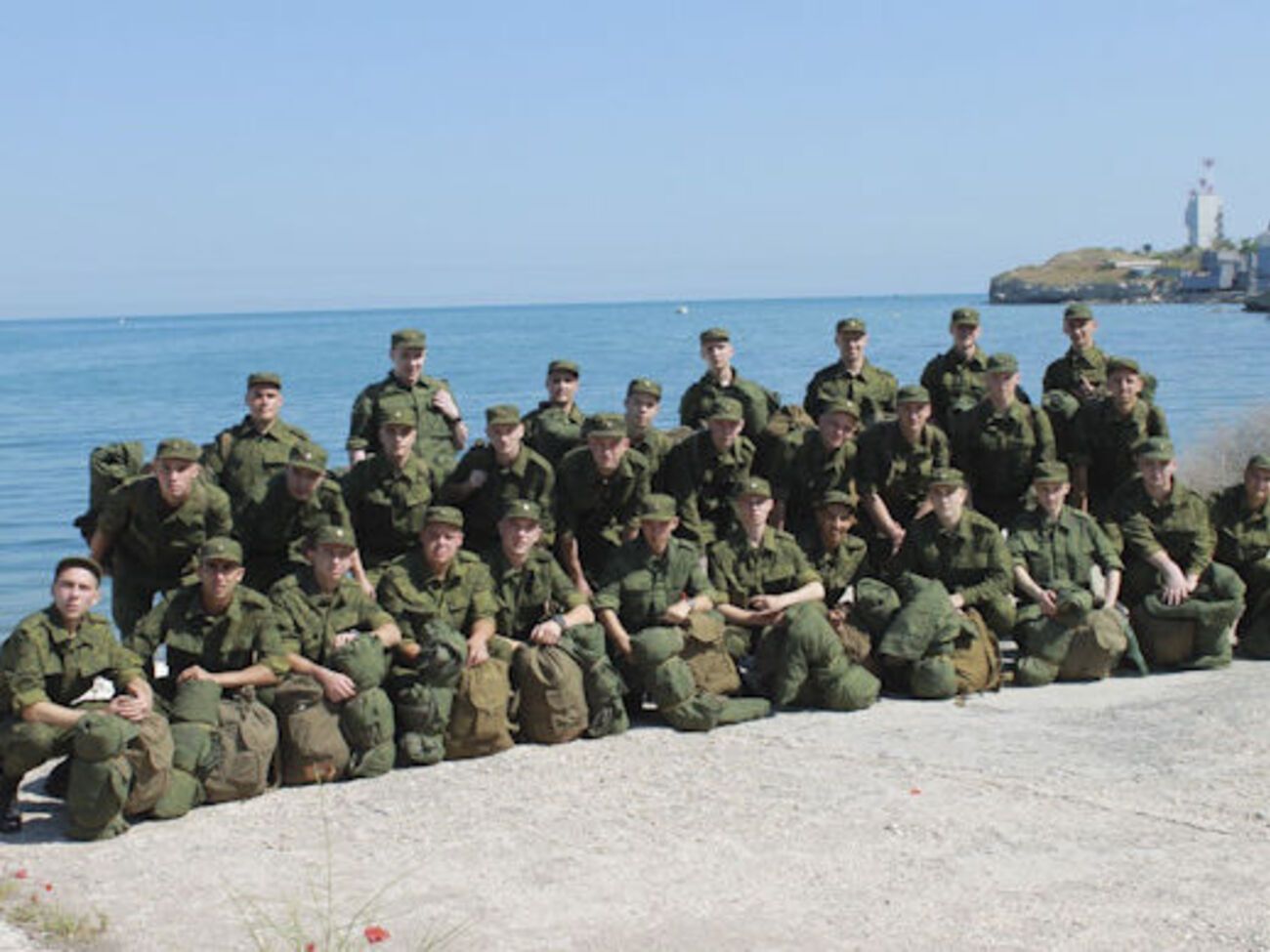 Севастопольці будуть служити в армії РФ