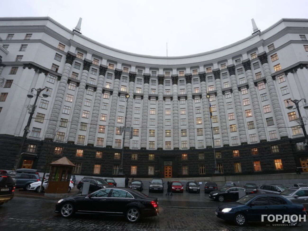 Государству принадлежит 50% + 1 акция Одесской киностудии