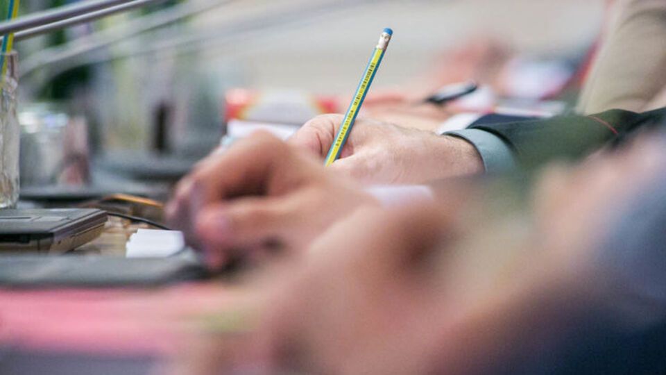 Правительство поручило Минсоцполитики создать реестр получателей субсидий до 20 декабря 2017 года