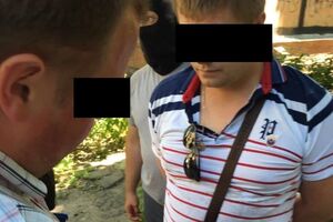 Сотрудника СБУ задержали на взятке, о подозрении ему пока не сообщили