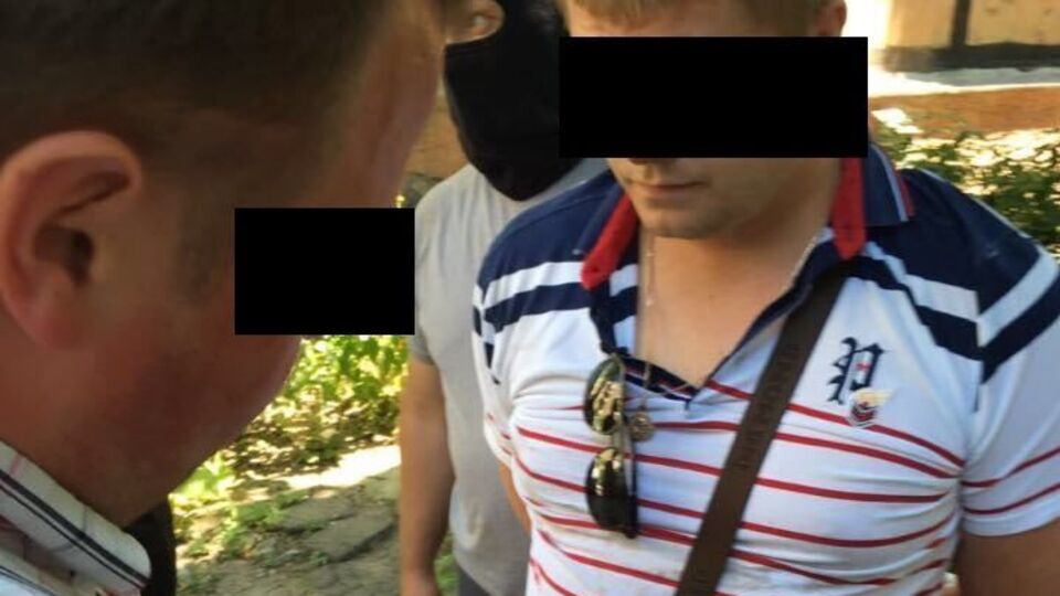 Сотрудника СБУ задержали на взятке, о подозрении ему пока не сообщили