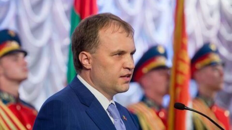 В июне Шевчук тайно покинул непризнанную республику и бежал в Молдову