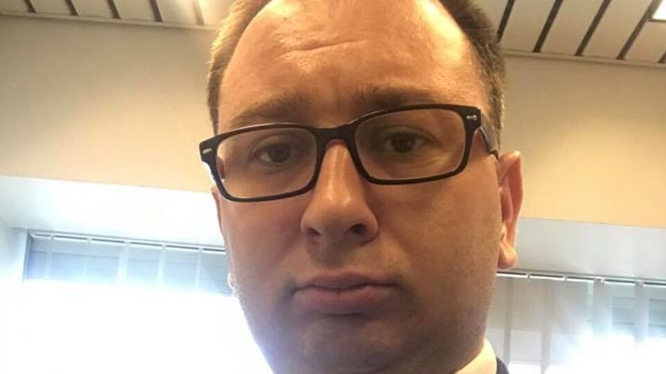 По словам Полозова, в полиции нет жалоб соседей на Чийгоза