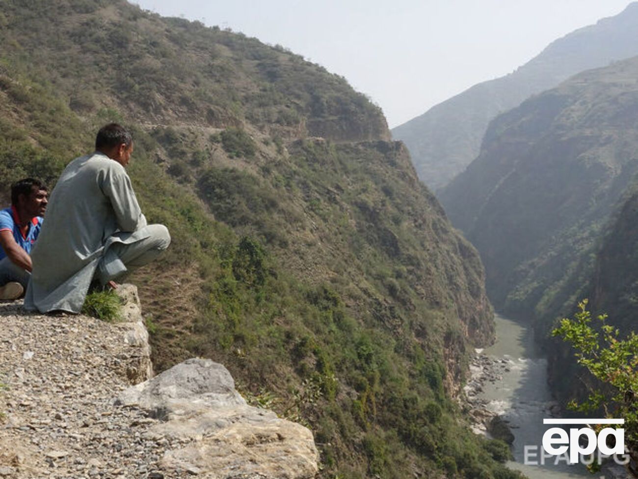 Автобус упав в ущелину в районі Шимла