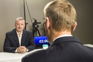 Дебаты Навального и Гиркина продлились 81 минуту