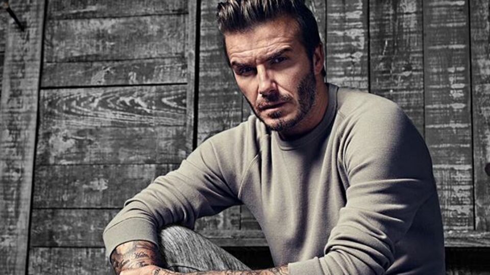 Бекхэм: Прикосновения в тату-студии