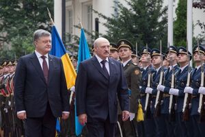 Порошенко встретил в Киеве белорусского президента